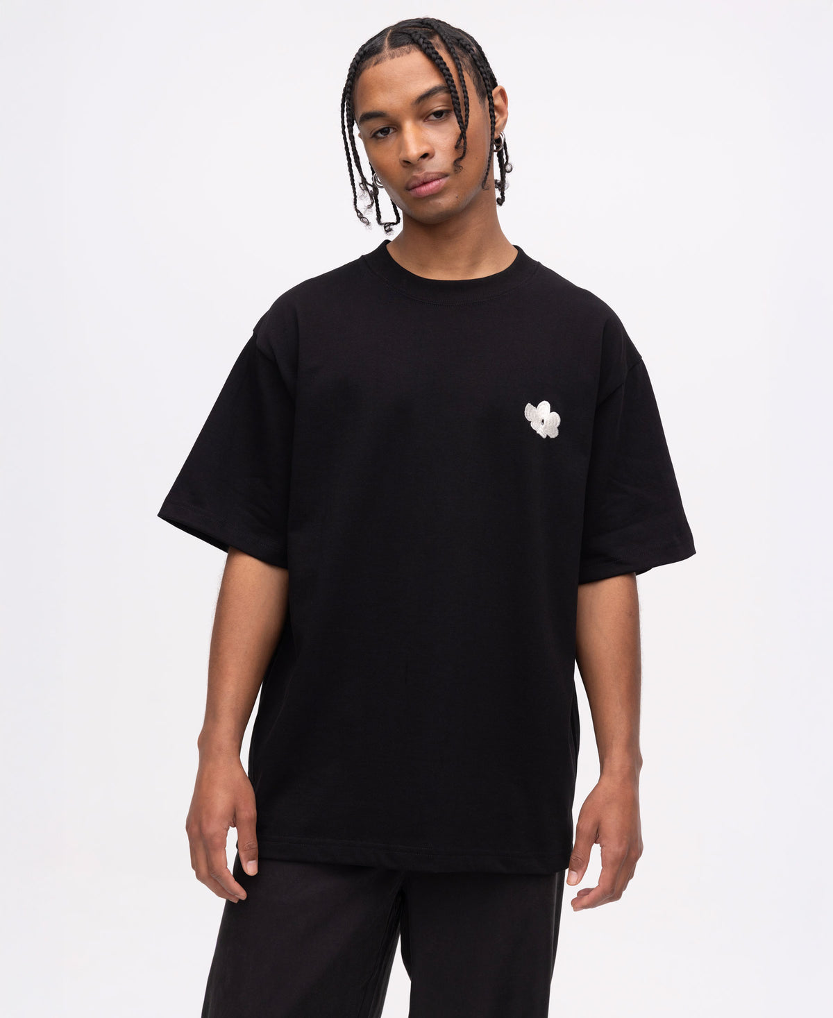 Polera Basica Negra Flor
