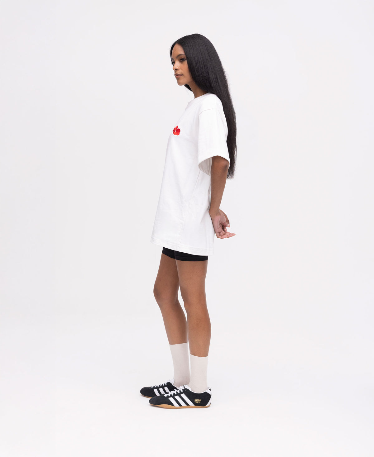 Polera Basica Blanca Flor